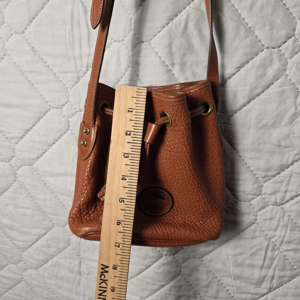 Vintage Dooney & Bourke Crossbody Bag Leather Bucket Drawstring Purse - Picture 3 of 14